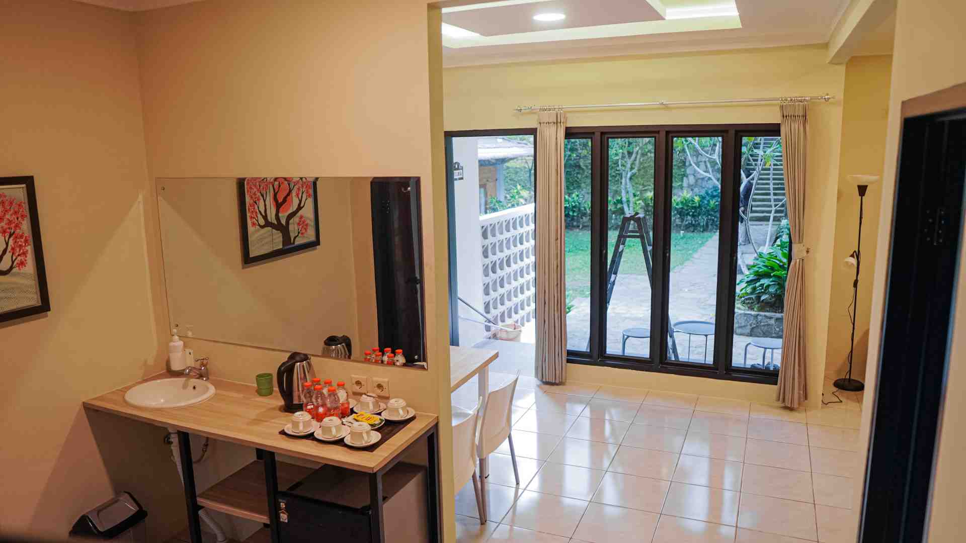 New Bungalow pondok-kapilih-071026154851-1NukeD-dsc08572.jpg